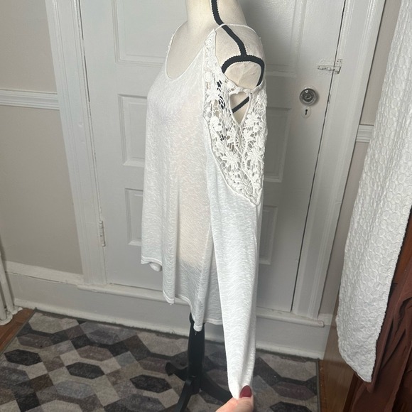 T Party White Lace Cold Shoulder Tunic Top Flutter Sleeve Fairy Boho Ethereal Lg - Picture 4 of 15